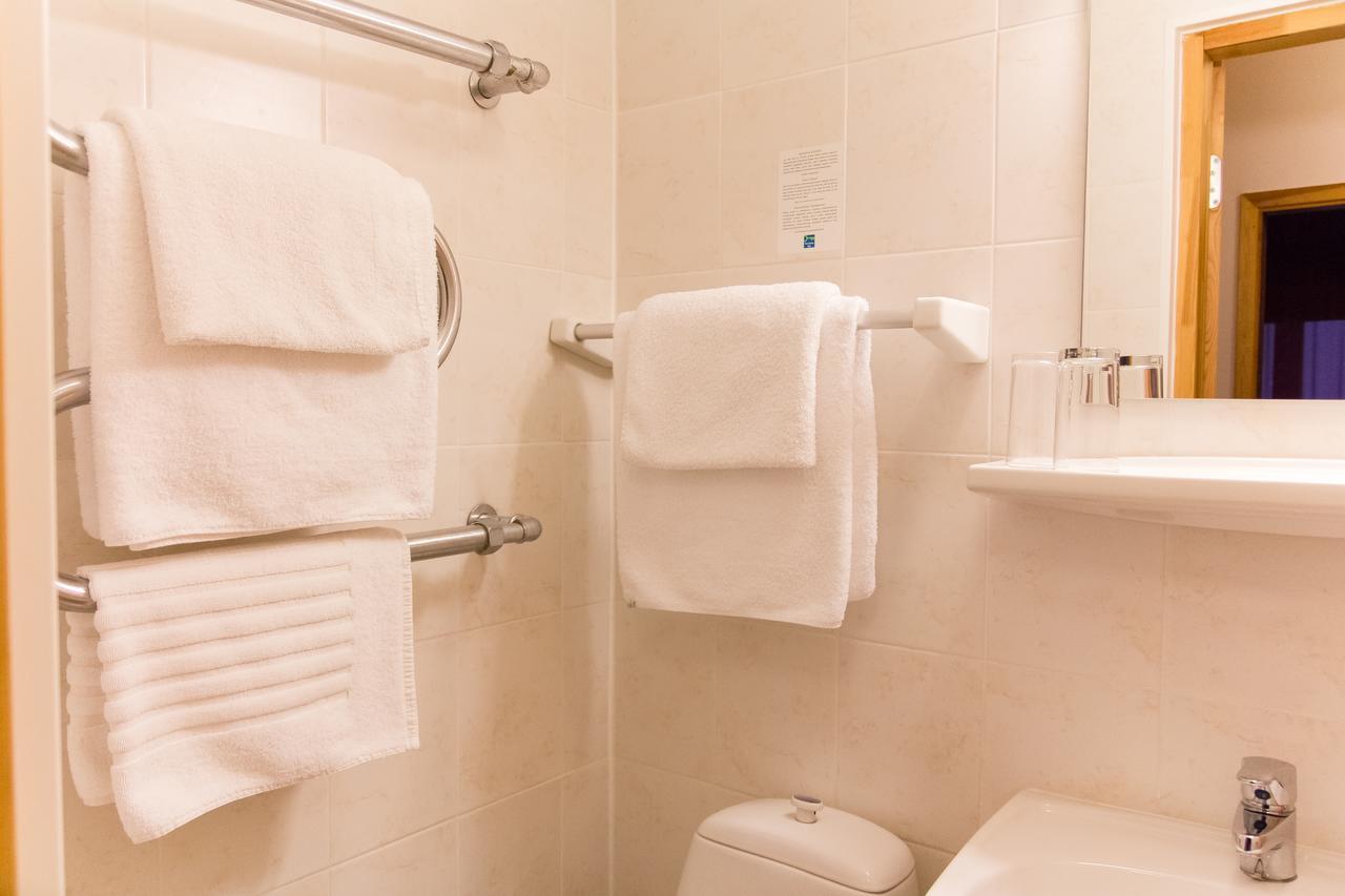 Pesa Hotel Põlva Habitación foto
